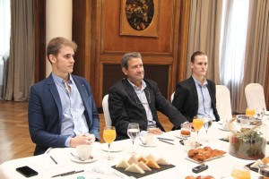 Los futuros odontólogos se mostraron preocupados por su futuro profesional.