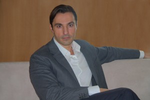 El Dr. Felipe Saéz se manifiesta preocupado por la deuda que ha ocasionado la compra de la sede colegial.