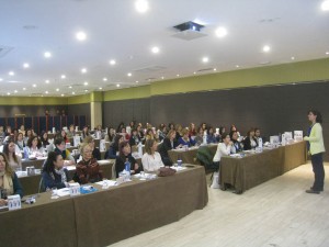 Vista de la sala en la intervención de Martín-Rubio.