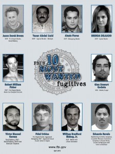 Cartel de los diez delincuentes más buscados por el FBI, entre los que figura la estudiante de higiene dental Brenda Delgado.