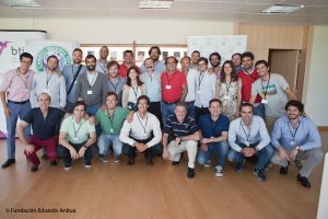 Foto de familia del 2º Campus de Investigación de SEPES (Foto: ©Fundación Eduardo Anitua).