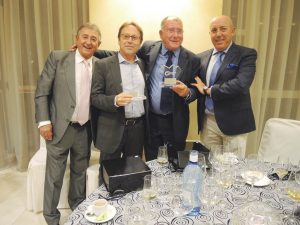 De izda., a dcha., Fernando de las Casas, Ángel Molina, Juan Antonio Chiva y Pedro Pablo Rodríguez en la entrega de premios.
