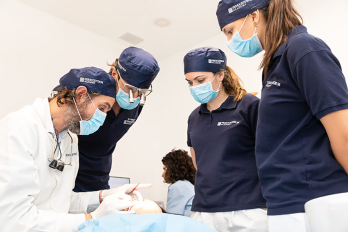 Periocentrum Programa de Experto en Periodoncia e Implantología