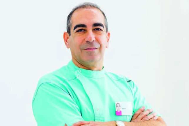 Según el Dr. Hernández Marcos, las urgencias médicas son situaciones muy estresantes y difíciles de manejar para un médico y, más aún, para un odontólogo.