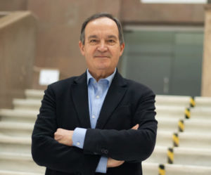 Dr. José Manuel Almerich Silla, profesor titular del departamento de Estomatología de la Facultad de Medicina y Odontología de la Universidad de Valencia. 