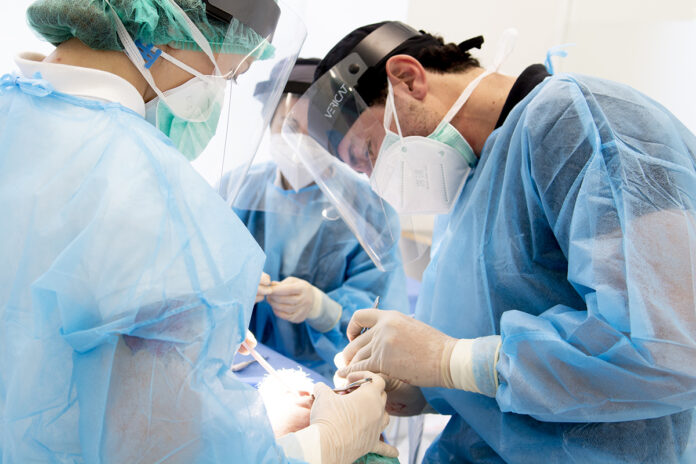 Máster Implantología Oral