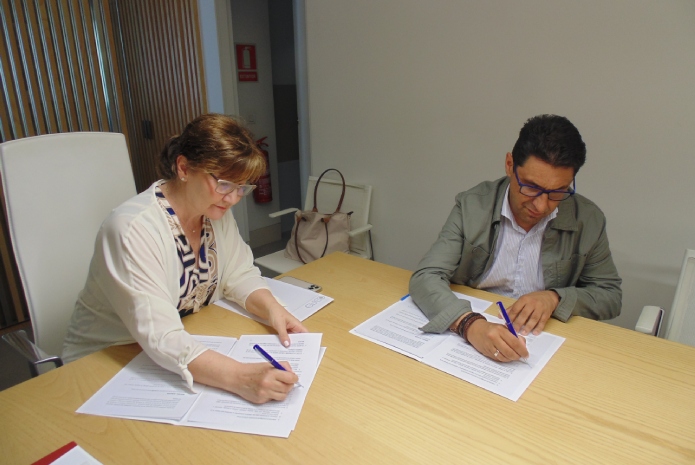El Colegio de Pontevedra y Ourense y la Asociación contra el Cáncer firman un acuerdo de colaboración