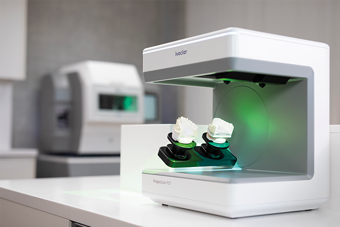 El nuevo escáner de laboratorio PS7 de Ivoclar: innovación y eficiencia