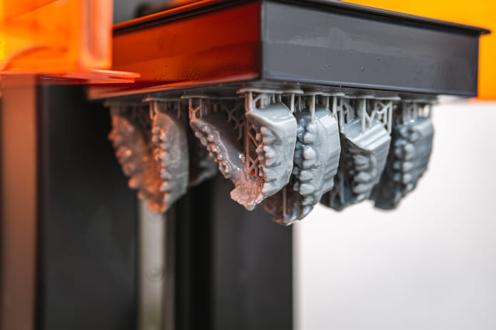 A nivel dental, será necesario analizar para qué queremos incluir esta tecnología antes de adquirir nuestra unidad de impresión 3D.