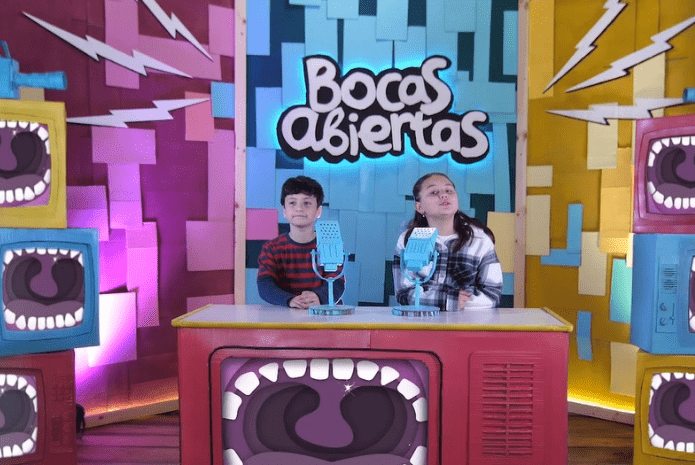 “Bocas Abiertas” es un programa de TV dirigido a niños, niñas y familias, desarrollado por Fundación Sonrisas en conjunto con TVN.