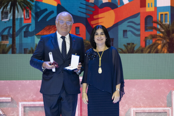 Medalla de oro COELP