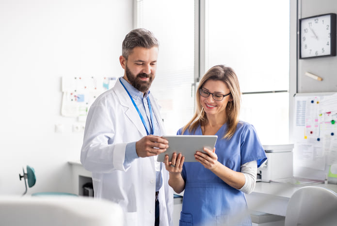 «La psicología positiva estudia cómo favorecer las fortalezas de las personas» .