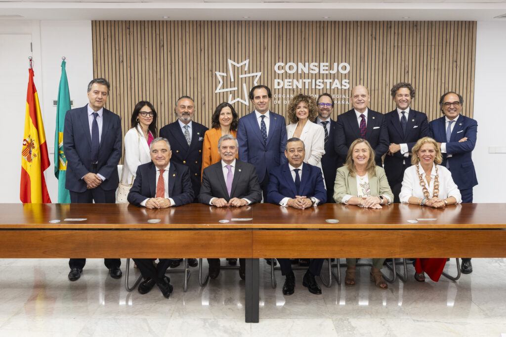 Entrevista a Óscar Castro, presidente del Consejo General de Dentistas de España
